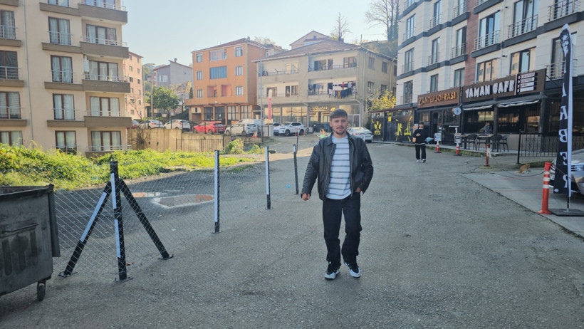 582 bin TL hesabına yatmadı, yolu kapattı - Resim : 1