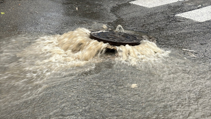 Bodrum'da sokaklar göle döndü - Resim : 2