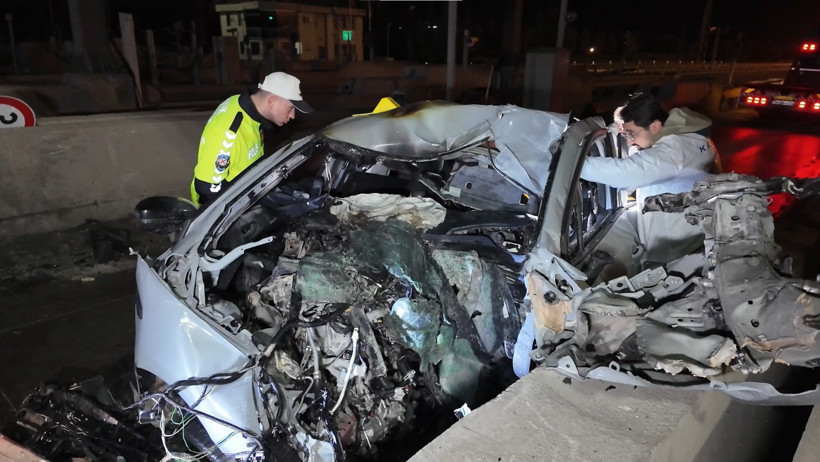 Gişelere çarpan asistan doktor hayatını kaybetti - Resim : 2