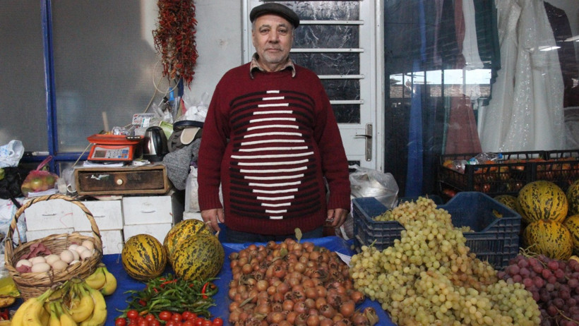 Pazarcılar 'Çikolata tadında doğal antioksidan kaynağı' diyor: Kilosu 100 TL - Resim : 1