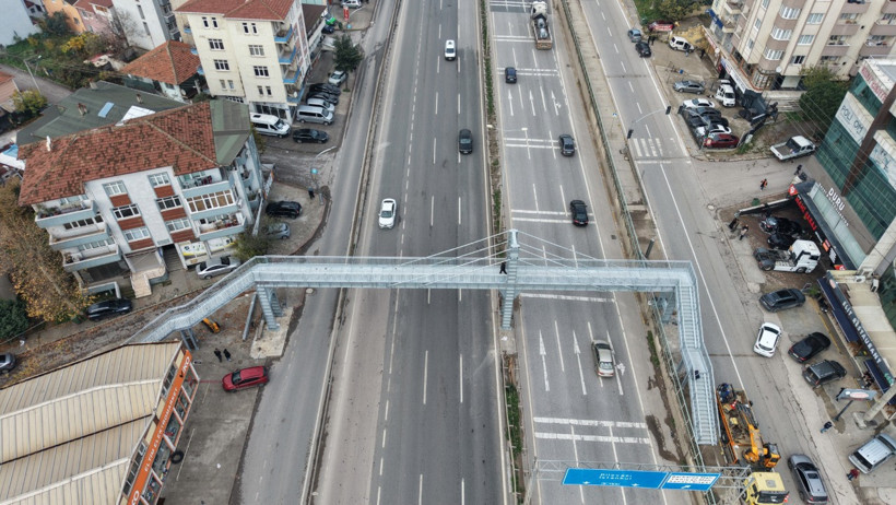 Evin içini gören üst geçit yıkılıyor - Resim : 2