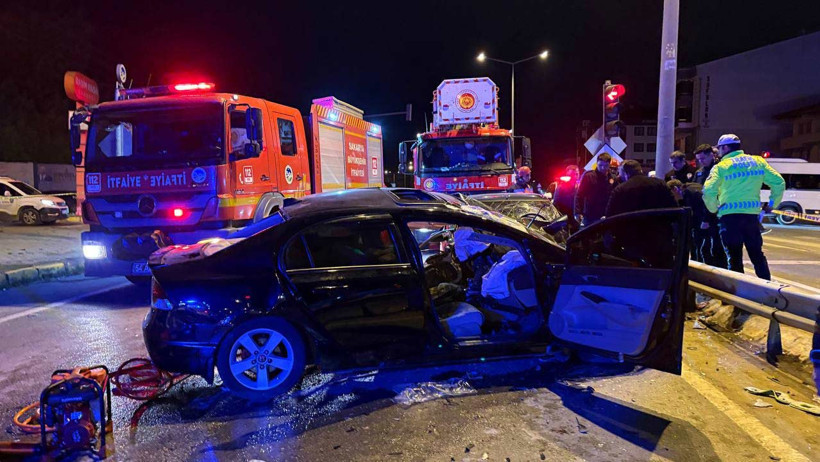 Sakarya'da feci kaza ölü ve yaralılar var - Resim : 2