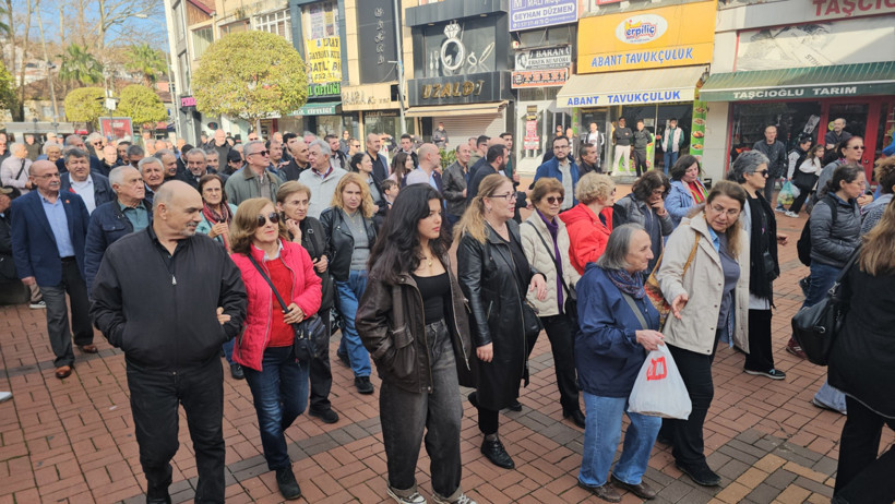 İstismar ve cinayetlere karşı sessiz yürüyüş - Resim : 1