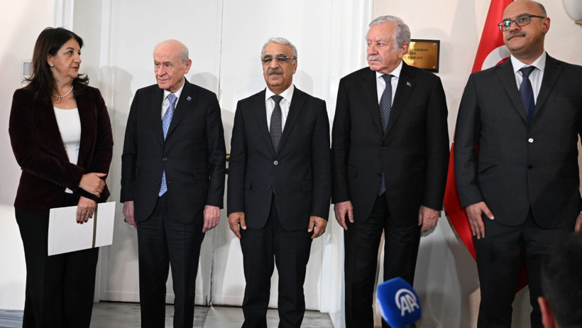Bahçeli, İmralı heyetiyle bir araya geldi: Pervin Hanım'ın sözlerine ...