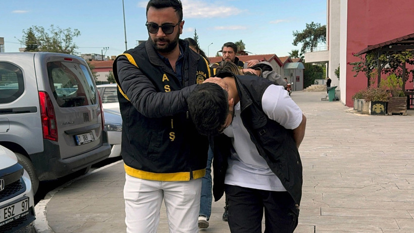 Sevgilisinin eski erkek arkadaşını defalarca bıçaklayarak öldürdü - Resim : 4