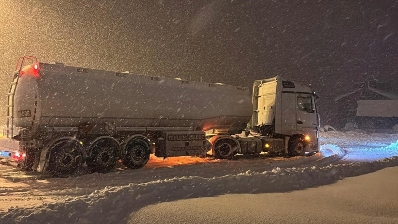 Bolu Dağı ağır tonajlı araçların geçişine kapatıldı - Resim : 2