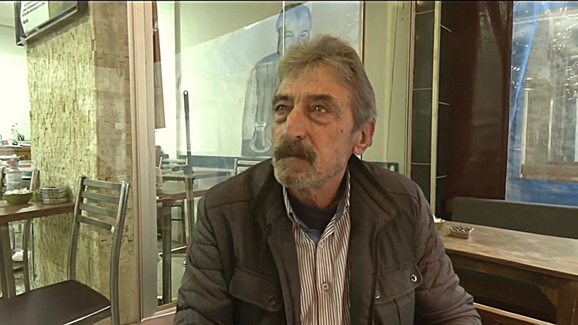 Emekli maaşı yetmedi, depoda yaşamaya başladı - Resim : 1