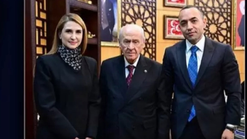 Öcalan'ın Devlet Bahçeli'ye hediye ettiği kilimin görüntüleri ortaya çıktı! - Resim : 1