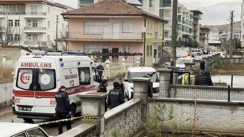 Miras i&ccedil;in Hollanda'dan geldi, &ccedil;ıkan kavgada ağabeyine kurşun yağdırdı - Resim : 2