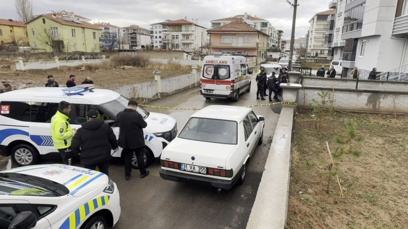 Miras i&ccedil;in Hollanda'dan geldi, &ccedil;ıkan kavgada ağabeyine kurşun yağdırdı - Resim : 3