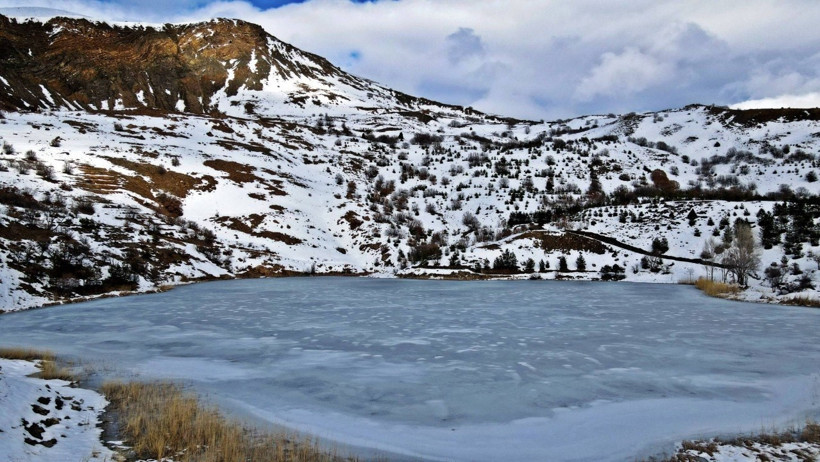 Ardos G&ouml;l&uuml;'nde kartpostallık g&ouml;r&uuml;nt&uuml;ler - Resim : 2