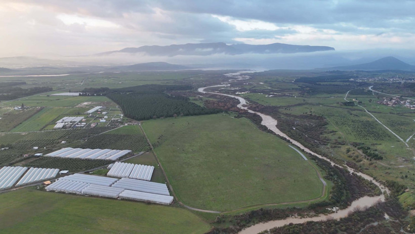İzmir’de yağışlar sonrası baraj doluluk oranları geçen yılın iki katına çıktı - Resim : 1