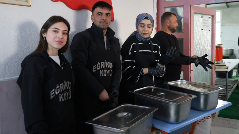 Bu k&ouml;yde iftar vakti evlerde yemek pişirmek yasaklandı - Resim : 4