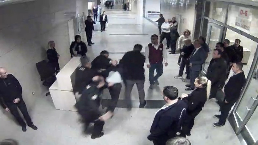 Savcı hakimi vurmuştu: G&ouml;r&uuml;nt&uuml;ler ortaya &ccedil;ıktı - Resim : 1