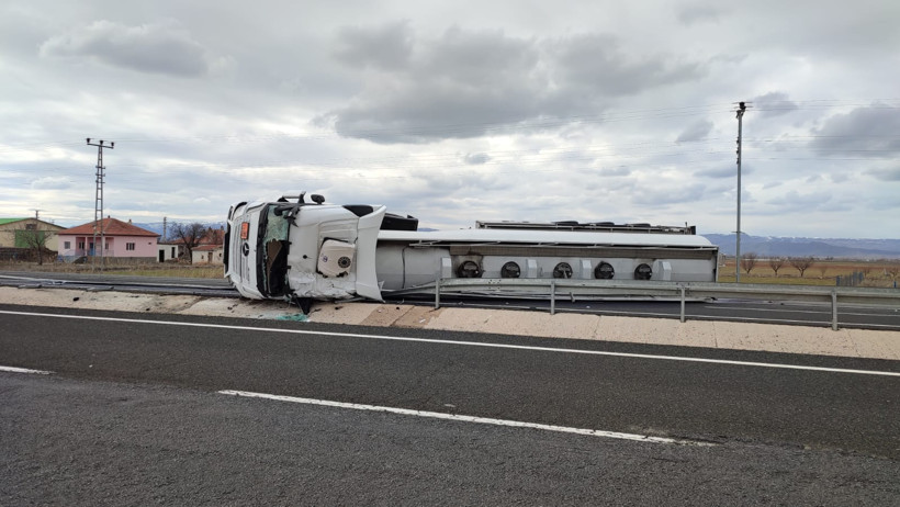 Kayseri'de faciadan dönüldü - Resim : 2