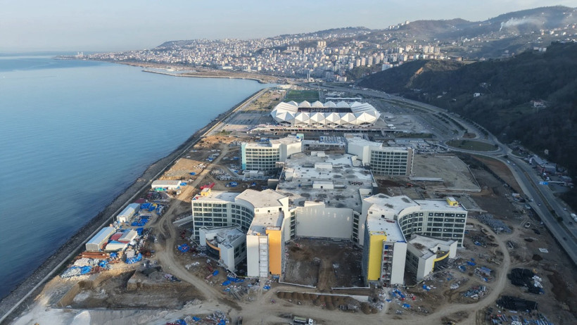 Prof. Osman Bektaş uyardı: Stat ve hastanenin bulunduğu bölgede kayma başladı - Resim : 3