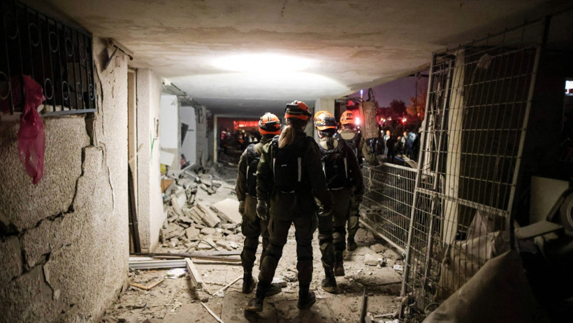 İran, İsrail’de iki kentini vurdu: Onlarca yaralı var - Resim : 9