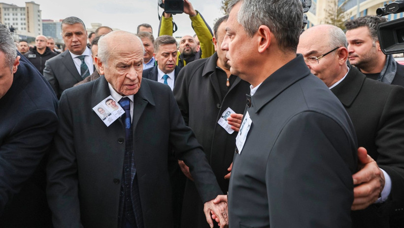 &Ouml;zel ile Bah&ccedil;eli arasında dikkat &ccedil;eken diyalog - Resim : 2