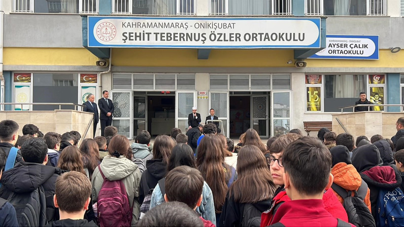 Saldırıdan kurtulan öğrenciler yeniden okullara döndü - Resim : 1