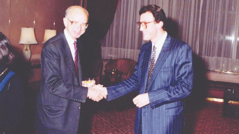 Hurşit G&uuml;neş: Ne siyaset makamdır, ne de ekonomi rakam - Resim : 2