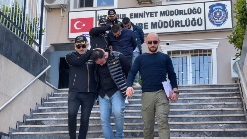 Otoparktan servet &ccedil;aldılar - Resim : 2