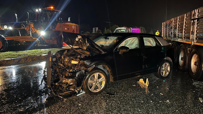 Uşak'ta zincirleme kaza: 4 ölü, 17 yaralı - Resim : 3