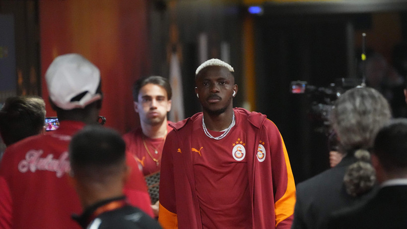 Victor Osimhen'e bir talip daha: Hayranı olduğu hoca istiyor - Resim : 1
