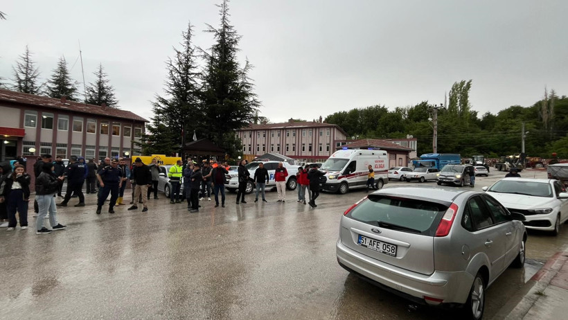Niğde'de sel felaketi: Suya kapılan kadın hayatını kaybetti - Resim : 1