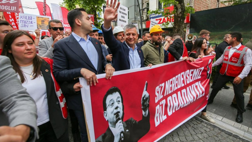Özgür Özel: CHP'ye çökmeye çalışanlar, siz bizi yenemezsiniz - Resim : 1