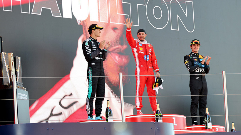 Lewis Hamilton Ferrari'yle ilk zaferini aldı, tarihe geçti - Resim : 1