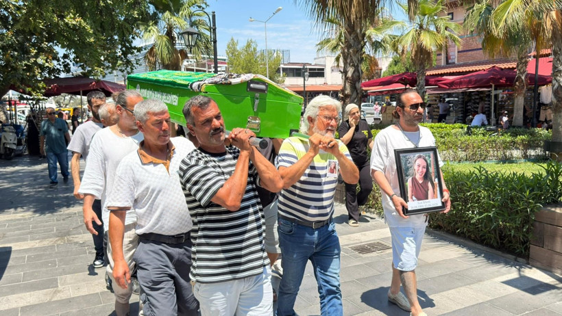 Ece İrtem son yolculuğuna uğurlandı - Resim : 1