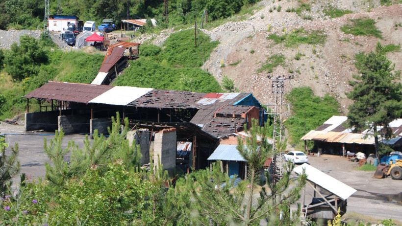 Kaçak maden ocağında göçük altında kalan işçiye ulaşılamadı - Resim : 1