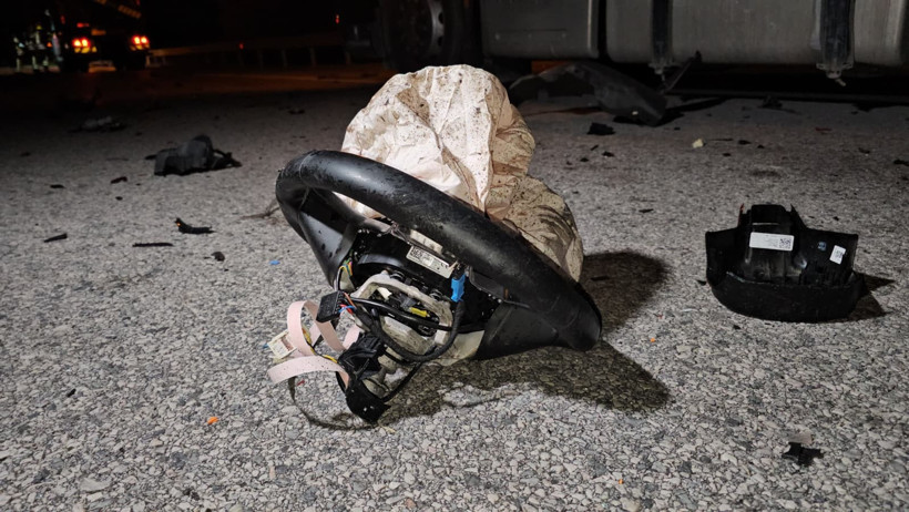 Edirne'de feci kaza: Hurdaya dönen otomobilin sürücüsü kurtarılamadı - Resim : 2