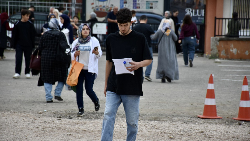 Üniversite heyecanının ilk oturumu başladı - Resim : 1