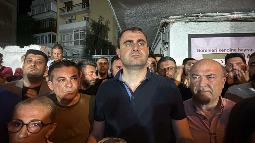 CHP İzmir İl Başkanlığı'nda arbede - Resim : 1