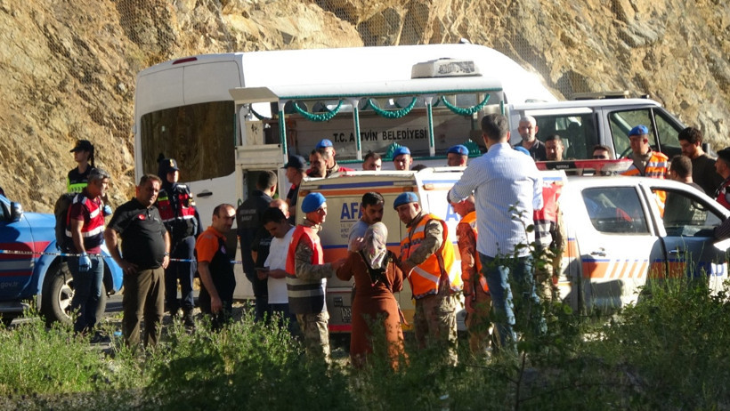 Dereye u&ccedil;an kamyonda akıntıya kapıldı! 14 g&uuml;n sonra cansız bedeni bulundu - Resim : 1