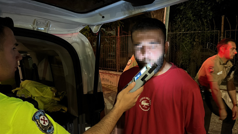 Alkollü sürücü ile polisin nefes kesen kovalamacası kamerada - Resim : 1