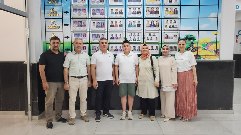 LGS'de ağabeyinin izinden giderek 500 tam puan aldı: Aynı aileden ikinci Türkiye birincisi - Resim : 2