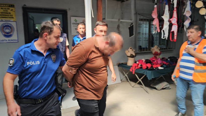 Pazarda kadınların görüntülerini çekerken yakalandı - Resim : 3