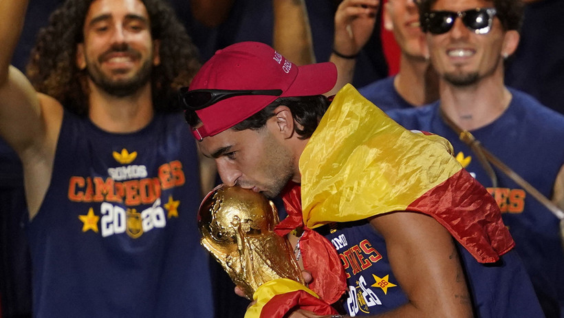 Dünya Kupası kahramanı Ferran Torres'e 'akbaba fonu' suçlaması! - Resim : 2