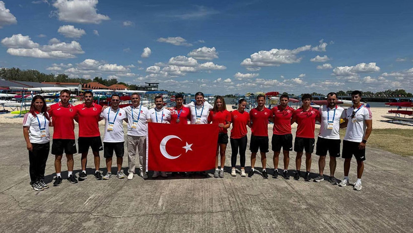 Milli kanocu Rahmi Kaan Karahan Avrupa Şampiyonası'nda 3 bronz madalya kazandı - Resim : 1