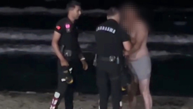 Gece yarısı tehlikeli inat! Jandarma dakikalarca ikna etmeye çalıştı - Resim : 3