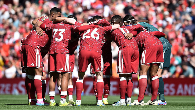 Jeff Bezos ortak oldu: Liverpool’un değeri 5 milyar sterlini aştı - Resim : 1