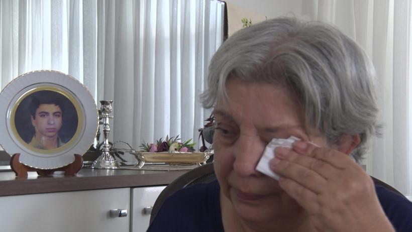 17 Ağustos depreminde kaybolan oğlunu bulmak için 18 mezar açtırdı - Resim : 3