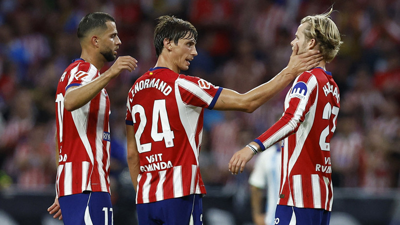Atletico Madrid sezona galibiyetle başladı: 16’lık Dominguez tarihe geçti - Resim : 1