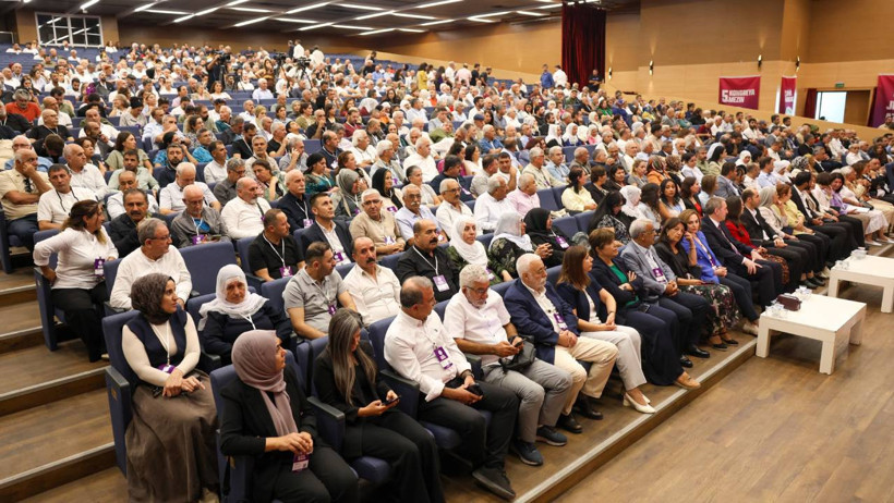 DEM Parti Kongresi'nde Hatimoğulları ve Bakırhan yeniden eş genel başkan seçildi - Resim : 5