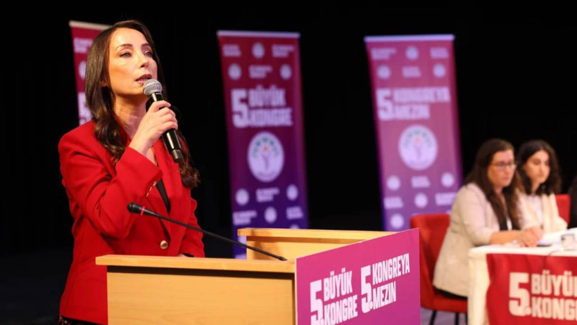 DEM Parti Kongresi'nde Hatimoğulları ve Bakırhan yeniden eş genel başkan seçildi - Resim : 3