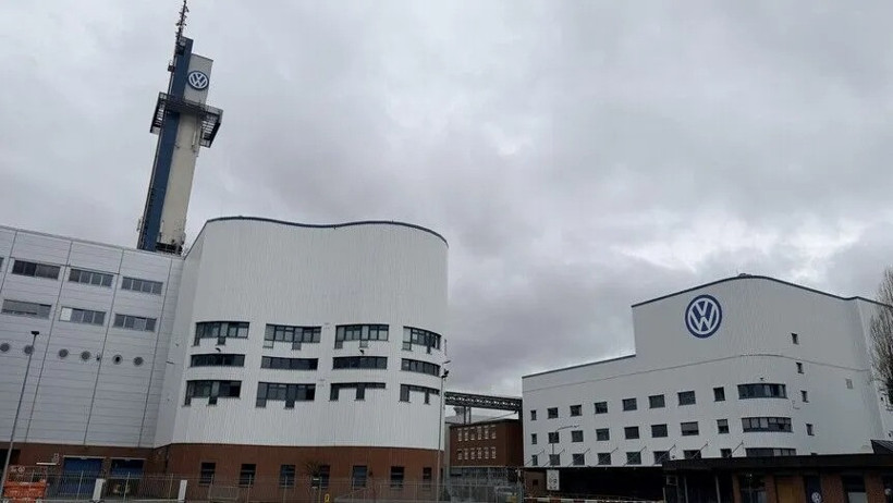 Krizdeki Volkswagen'den İsrail kararı: Silah üretecek - Resim : 1