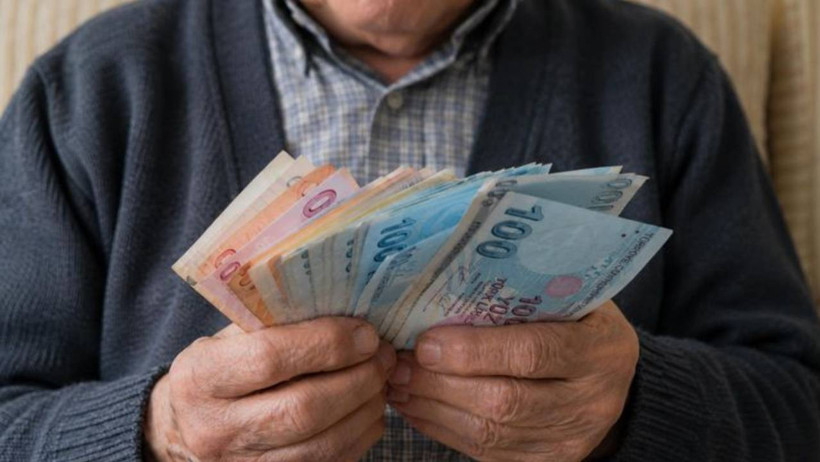 Emekli maaşına 8 bin 77 lira zam yaptıracak dosyalar birleşti - Resim : 1