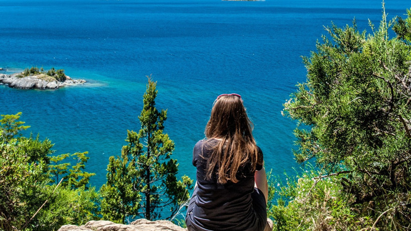 G&uuml;nde 5 saat &ccedil;alışana 3 hafta tatil bedava. T&uuml;rklerden vize bile istemiyorlar - Resim : 2